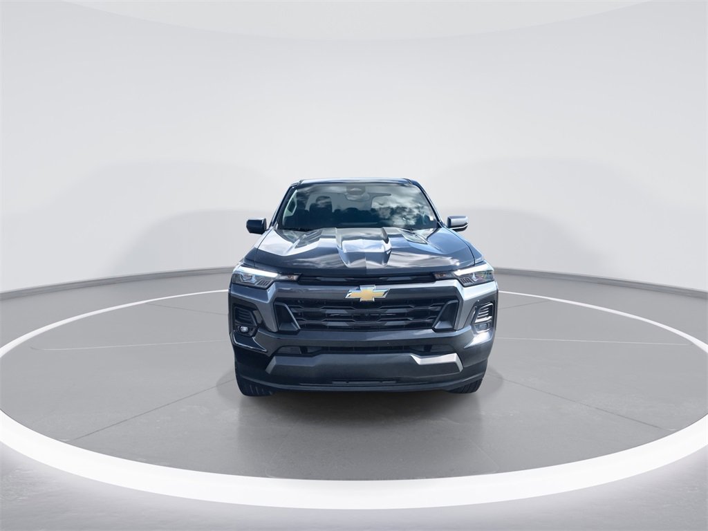 2026 Chevrolet Colorado LT photo 2