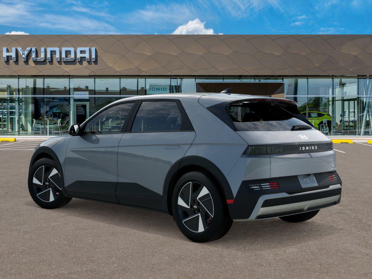 2025 Hyundai Ioniq 5 SE photo 3