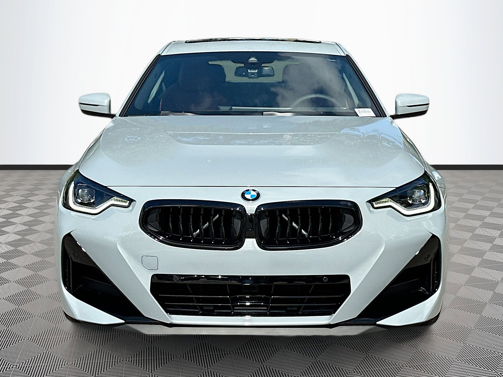 2025 Bmw 230i photo 2