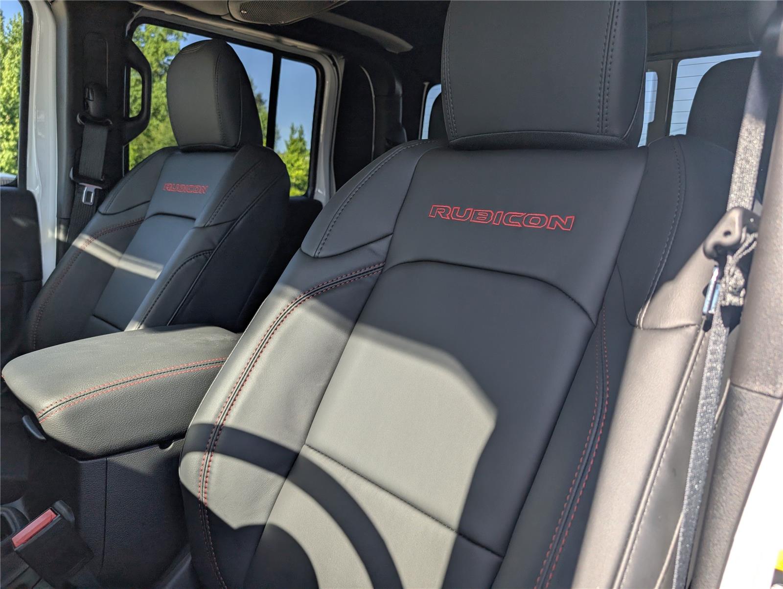 2025 Jeep Gladiator Rubicon photo 12