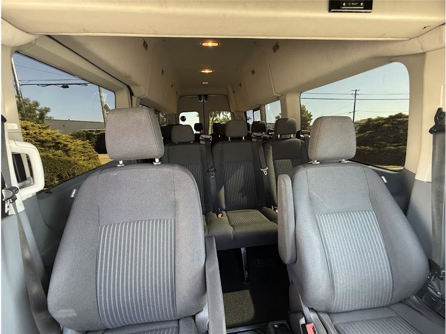 2018 Ford Transit Passenger XLT photo 27