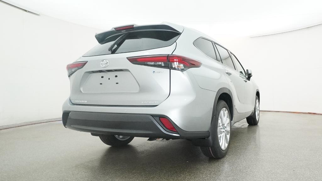 2025 Toyota Highlander Hybrid Limited photo 3