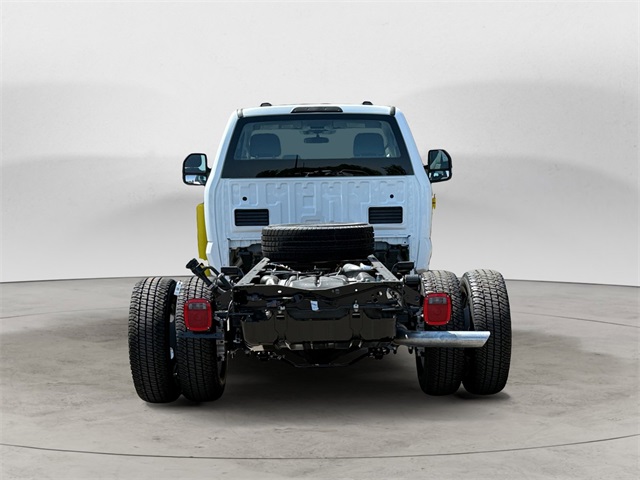 2025 Ford F-350 photo 4