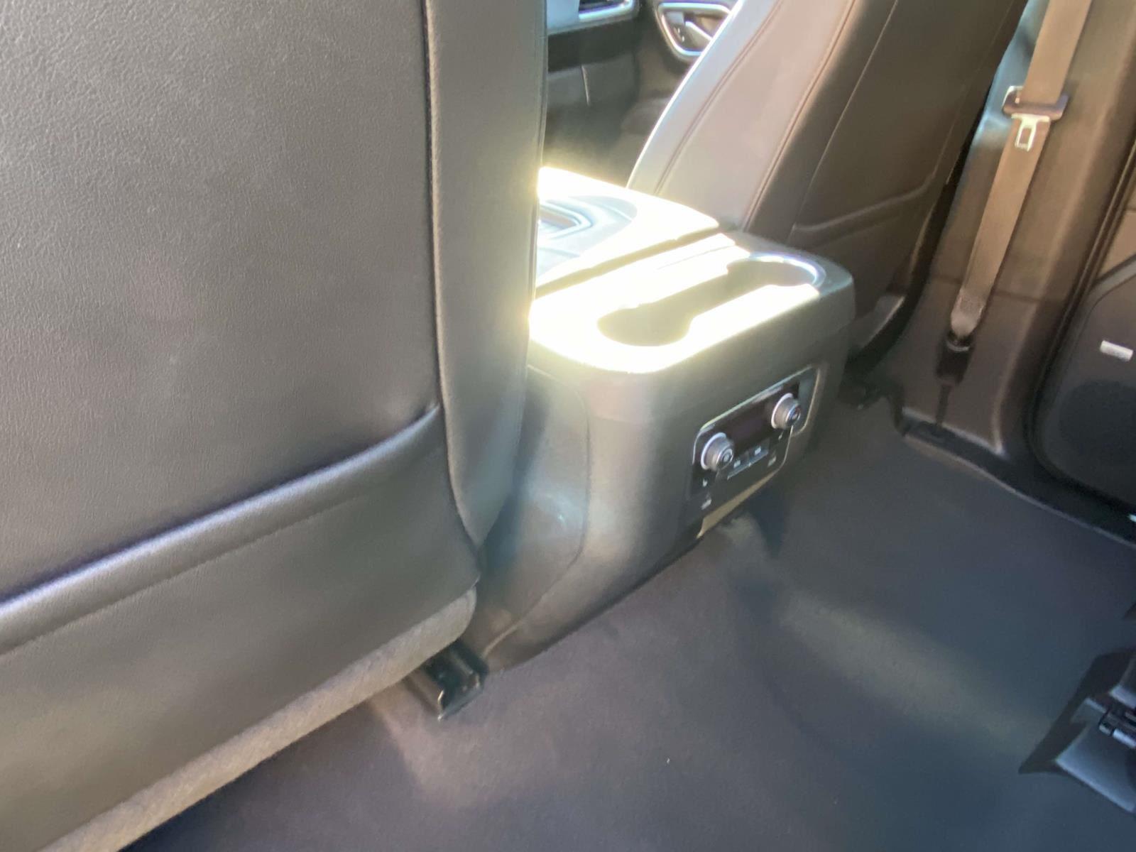 2022 Chevrolet Tahoe Z71 photo 4