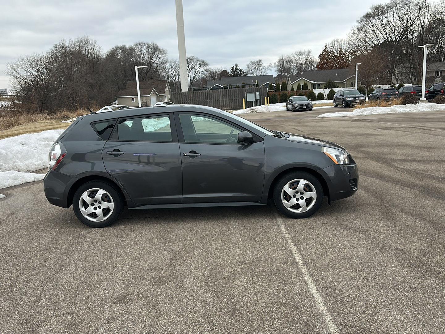 Used 2010 Pontiac Vibe Base with VIN 5Y2SP6E80AZ404452 for sale in Winona, Minnesota