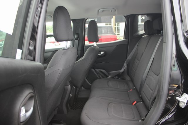 2020 Jeep Renegade Latitude photo 22