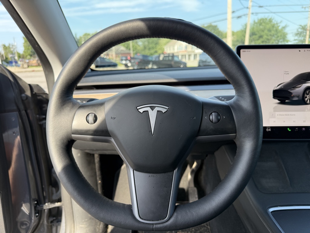 2023 Tesla Model Y Long Range photo 10