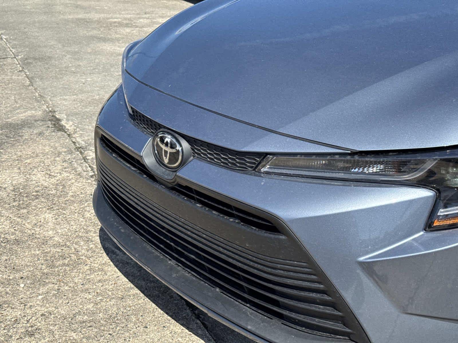 2025 Toyota Corolla LE photo 3
