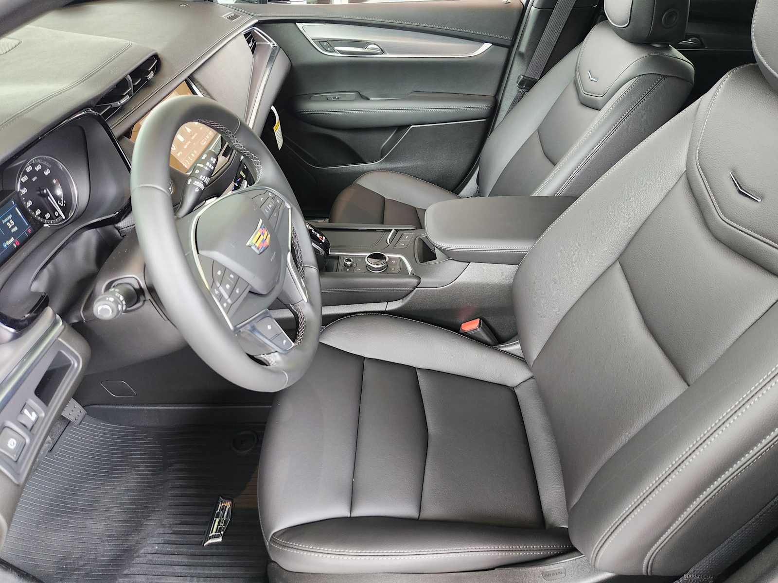 2025 Cadillac XT5 Luxury photo 7