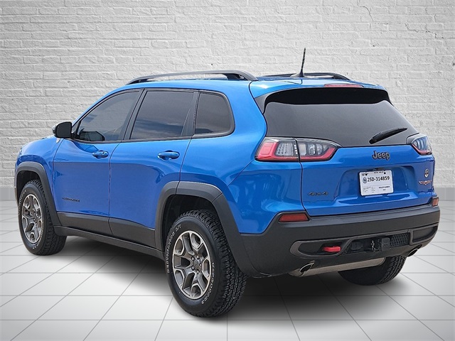2022 Jeep Cherokee Trailhawk photo 2
