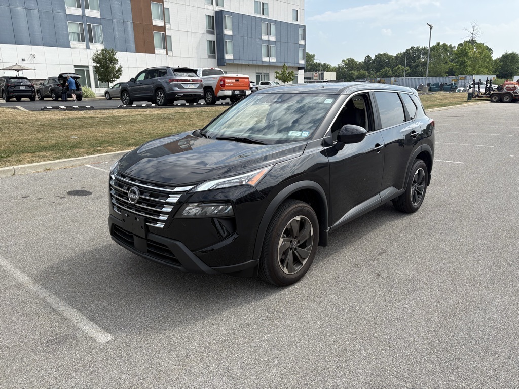 2024 Nissan Rogue SV photo 3