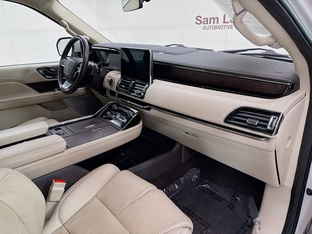 2020 Lincoln Navigator L Reserve photo 31