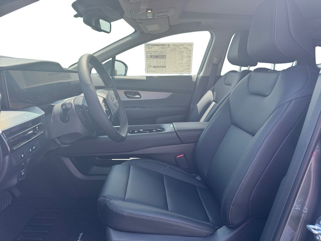 2025 Nissan Murano SL photo 8