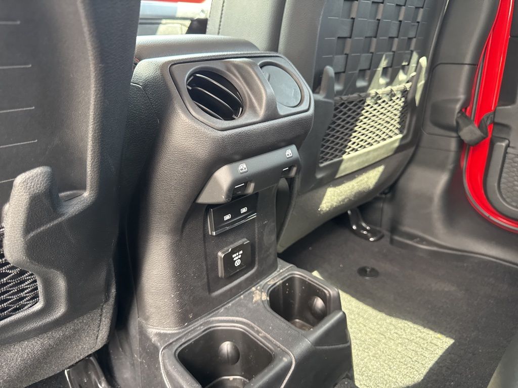 2021 Jeep Gladiator Rubicon photo 9
