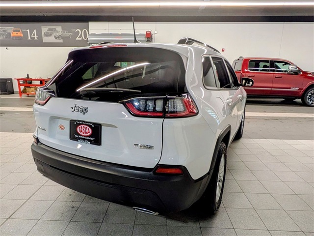 2022 Jeep Cherokee Latitude Lux photo 2