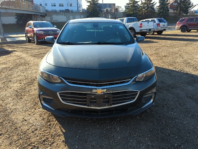 2016 Chevrolet Malibu 1LT photo 2