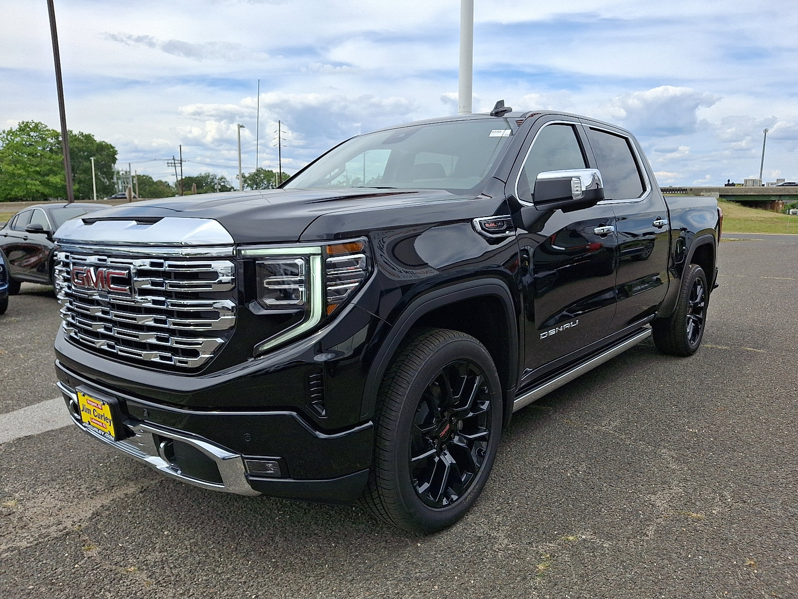 2026 Gmc Sierra 1500 Denali photo 2