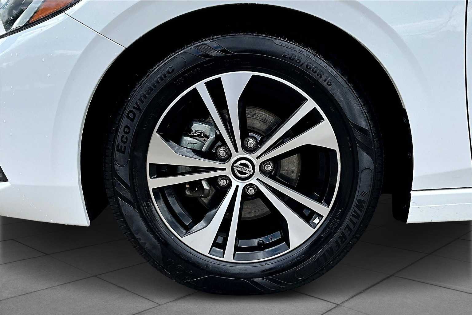 2022 Nissan Sentra SV photo 10