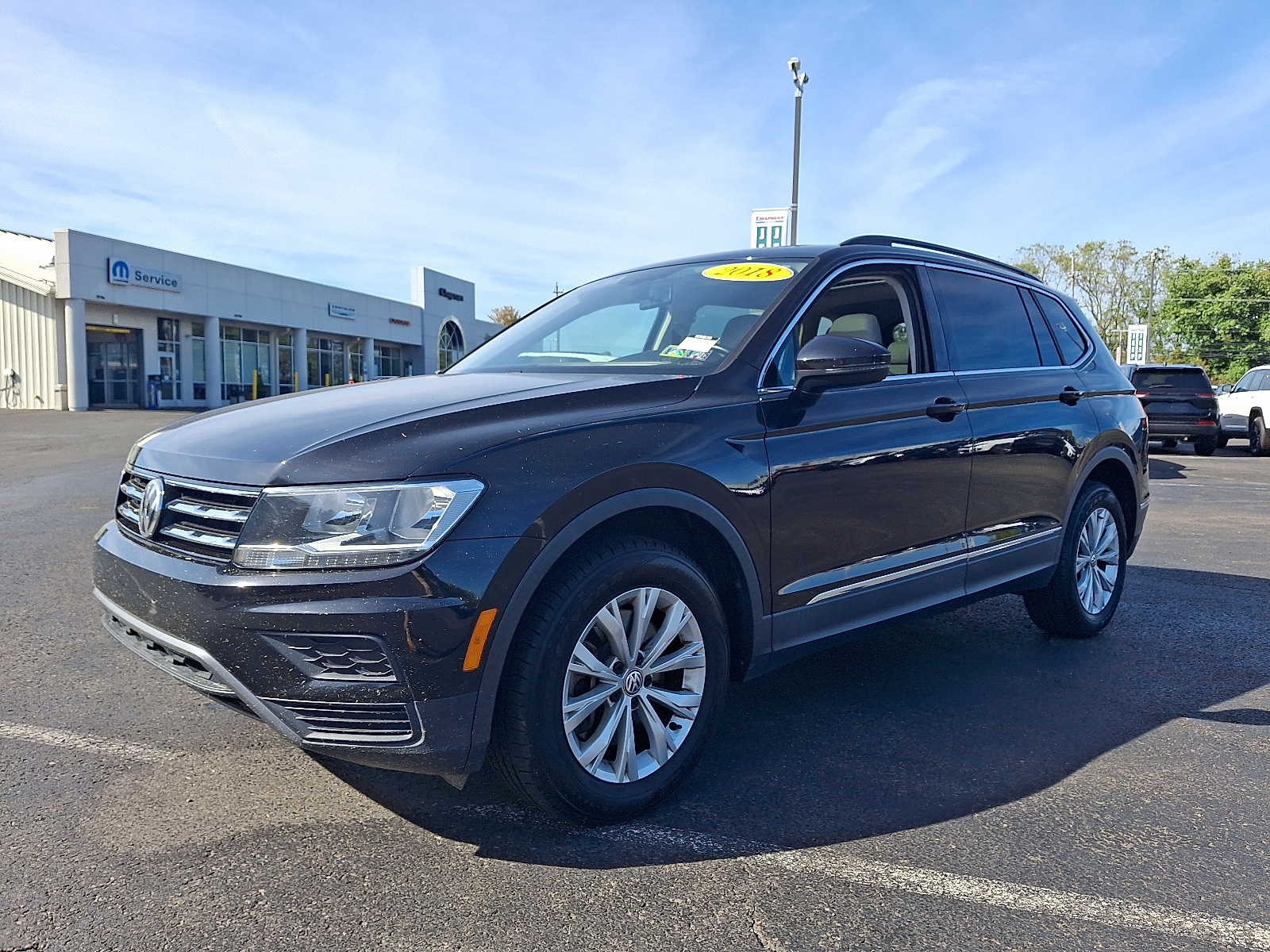2018 Volkswagen Tiguan SE photo 3