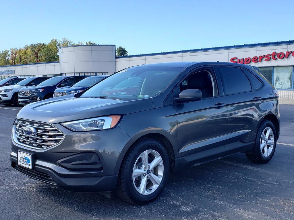 2019 Ford Edge SE photo 3