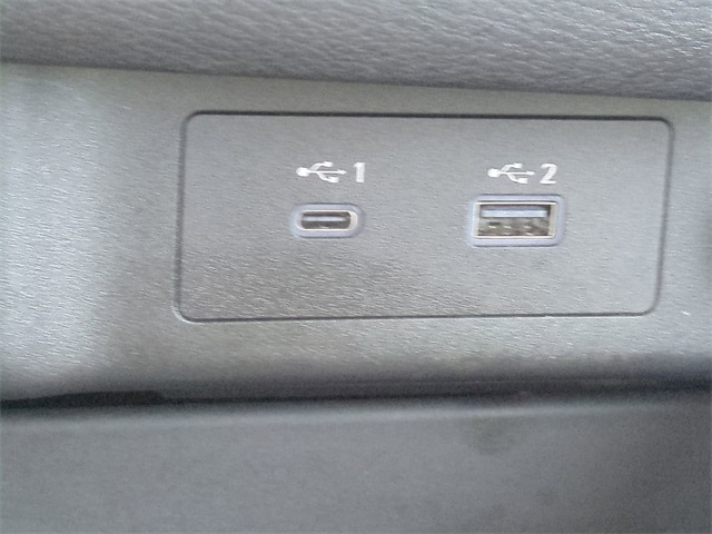 2023 Nissan Rogue SV photo 20