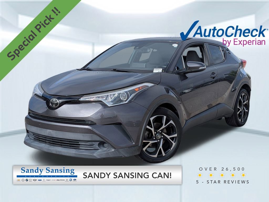 2019 Toyota C-HR XLE's photo