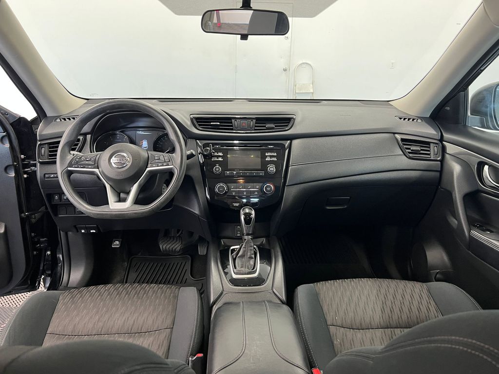 2017 Nissan Rogue S photo 13