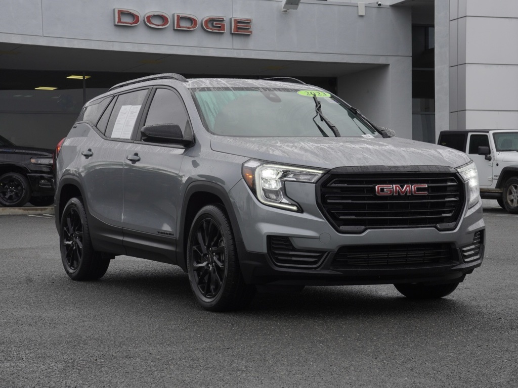 2023 GMC Terrain SLE's photo