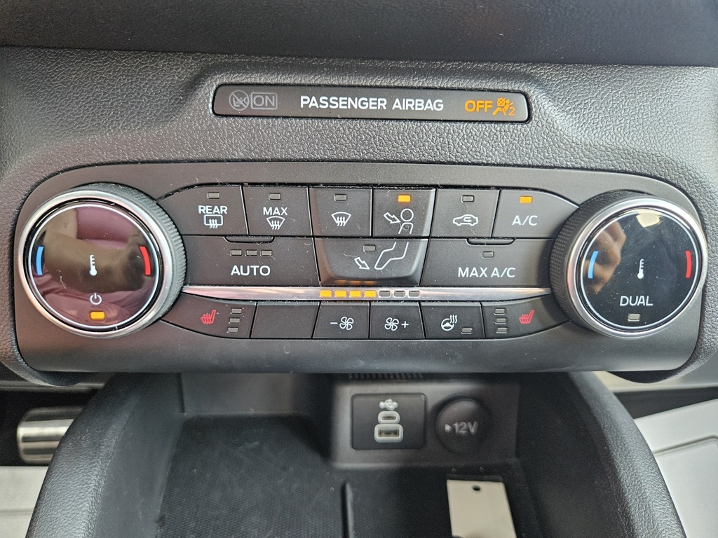 2024 Ford Escape ST-Line photo 23