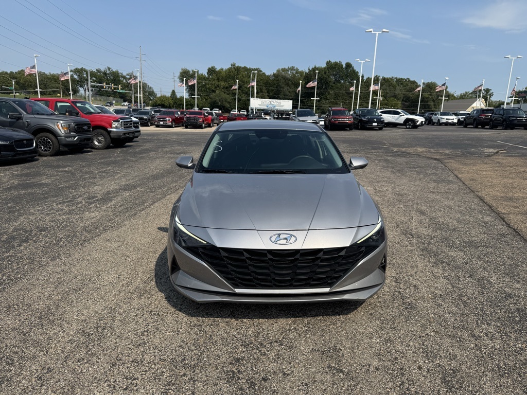 Used 2023 Hyundai Elantra SEL with VIN 5NPLM4AG6PH106020 for sale in Kansas City