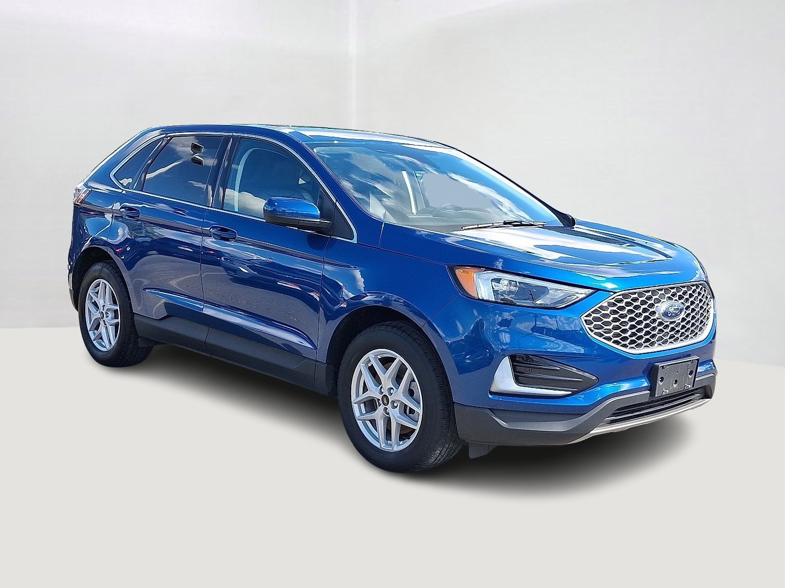 2024 Ford Edge SEL photo 3