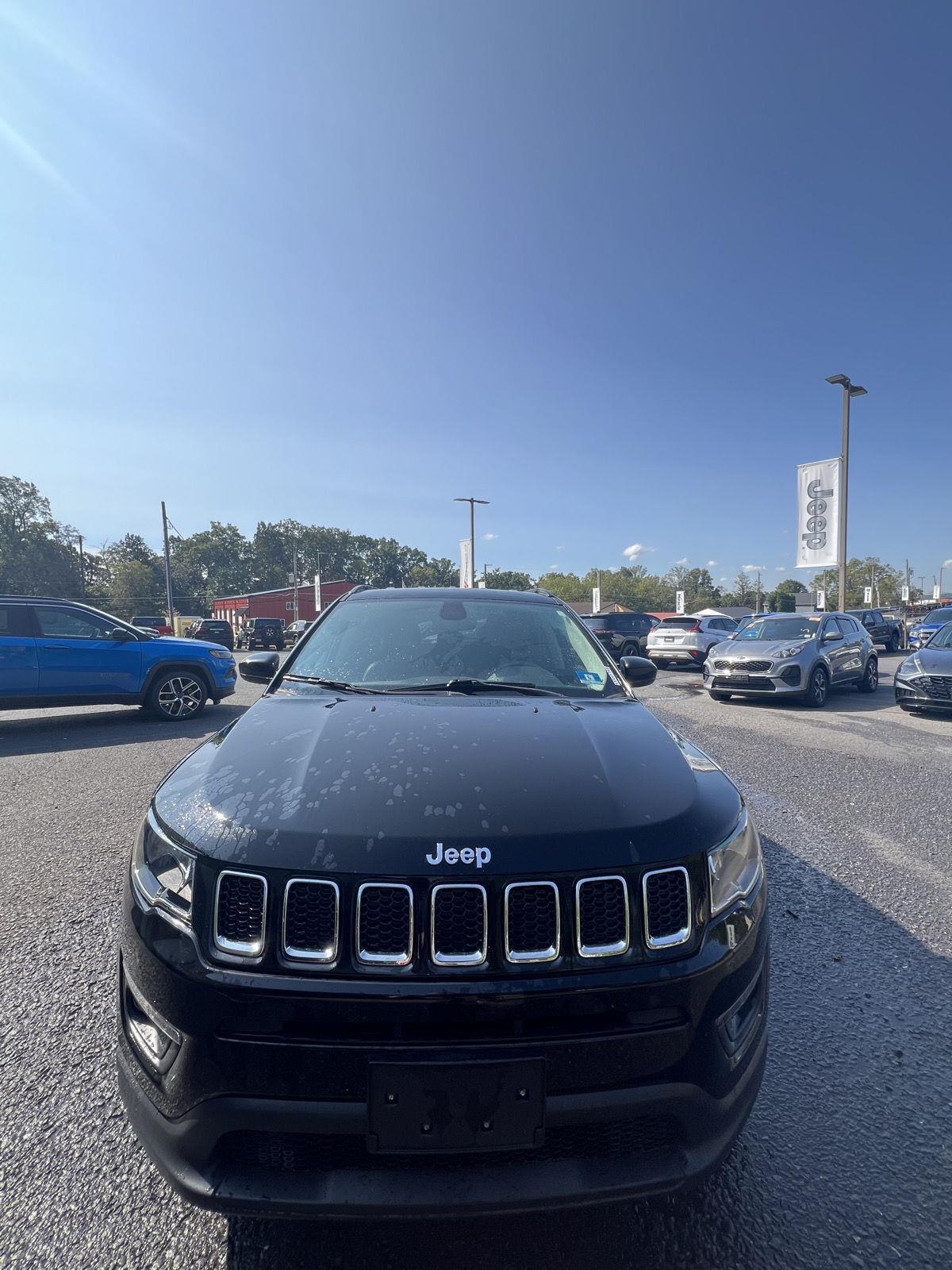 2020 Jeep Compass Latitude photo 8