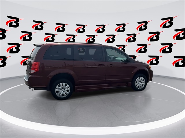 2017 Dodge Grand Caravan SE photo 9
