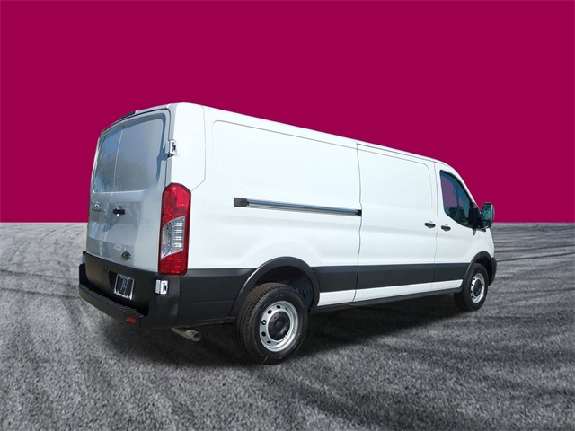 2025 Ford Transit Cargo Van photo 3