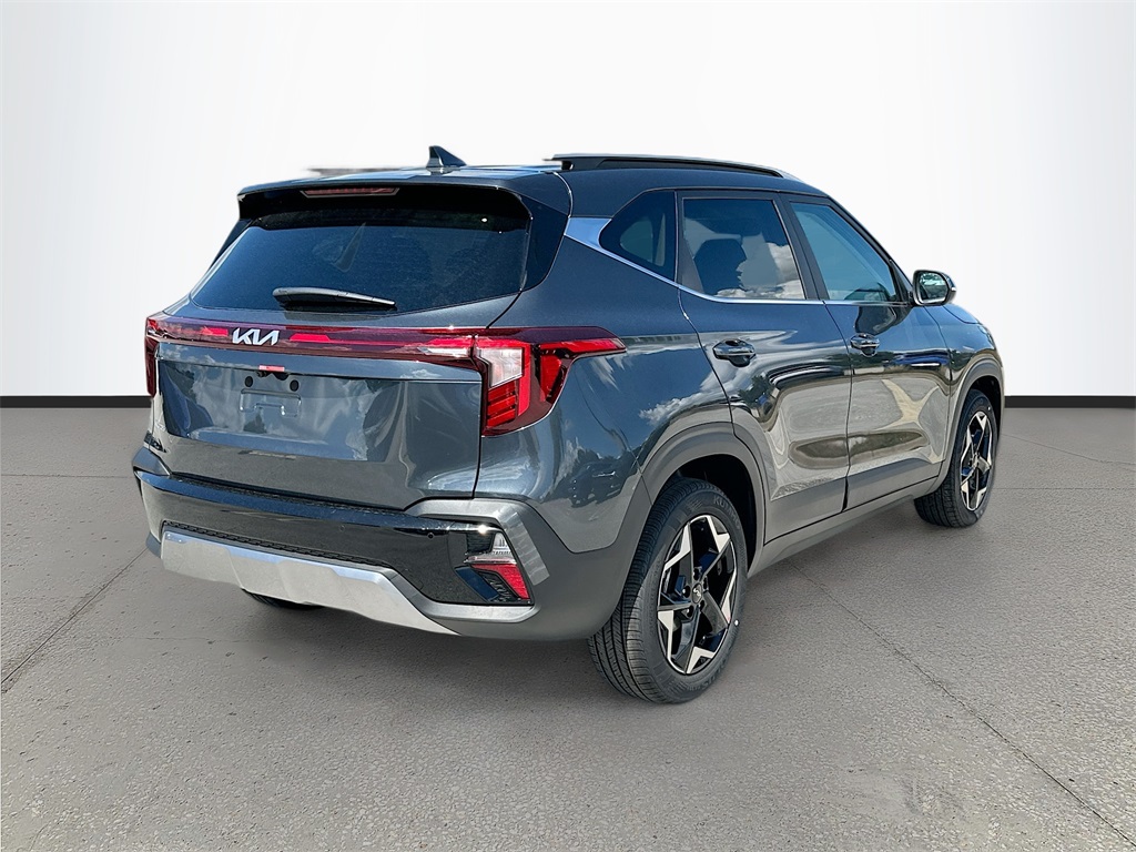 2026 Kia Seltos EX photo 7