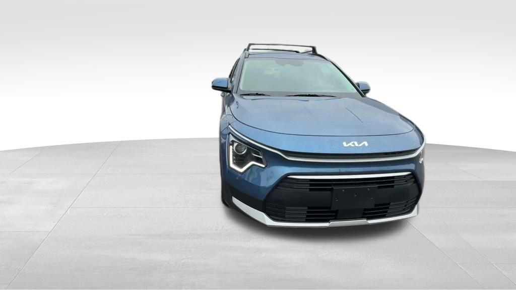 2025 Kia Niro EX photo 8