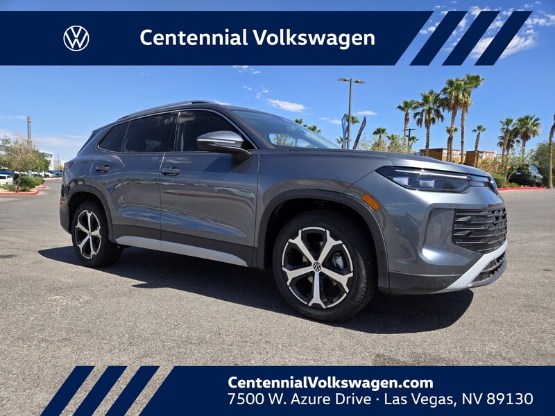 2025 Volkswagen Tiguan SE's photo