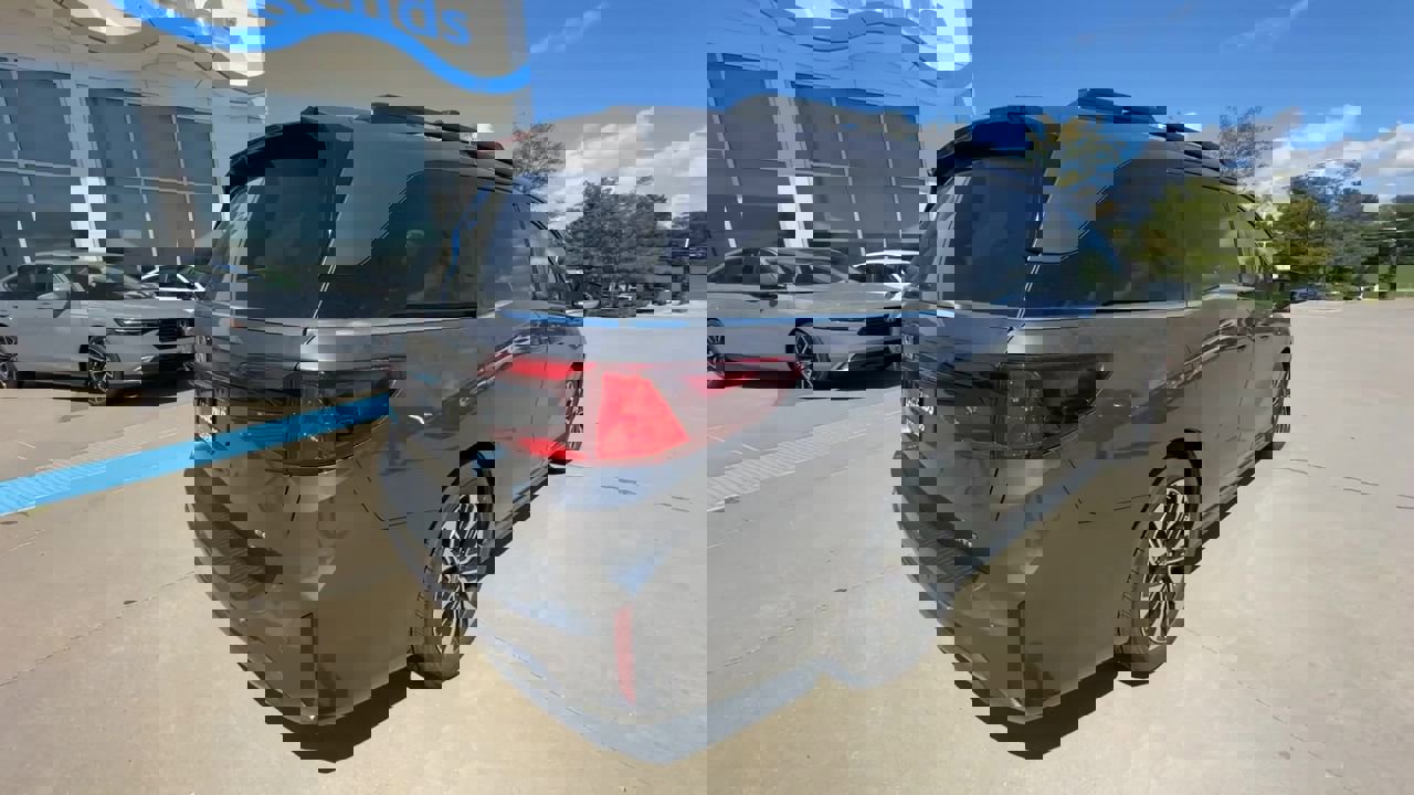 2026 Honda Odyssey Elite photo 8