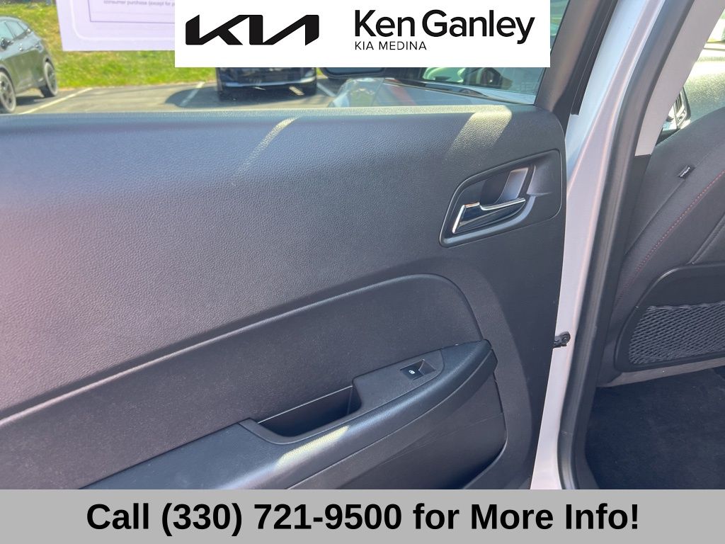 2015 Chevrolet Equinox LT photo 37