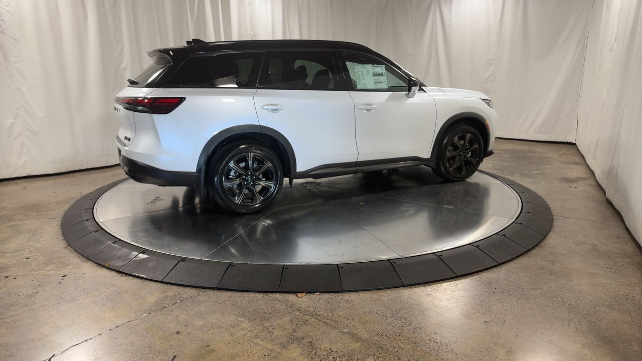 2026 Infiniti QX60 Autograph photo 2