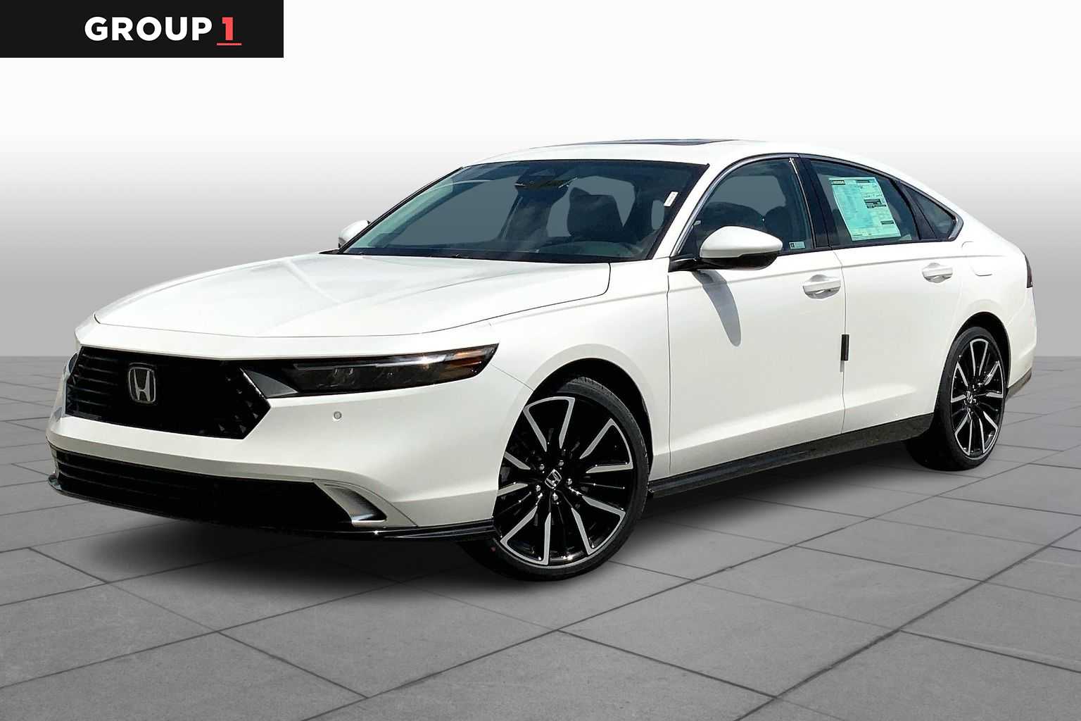 2025 Honda Accord Hybrid Touring's photo