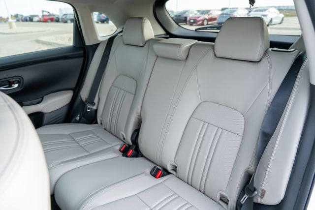 2026 Honda HR-V EX-L photo 8