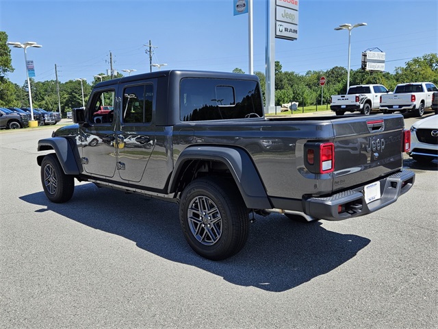 2025 Jeep Gladiator Sport S photo 9