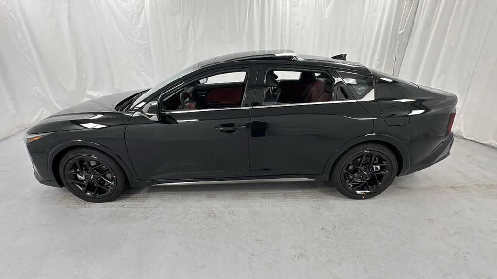 2025 Kia K4 GT-Line Turbo photo 6