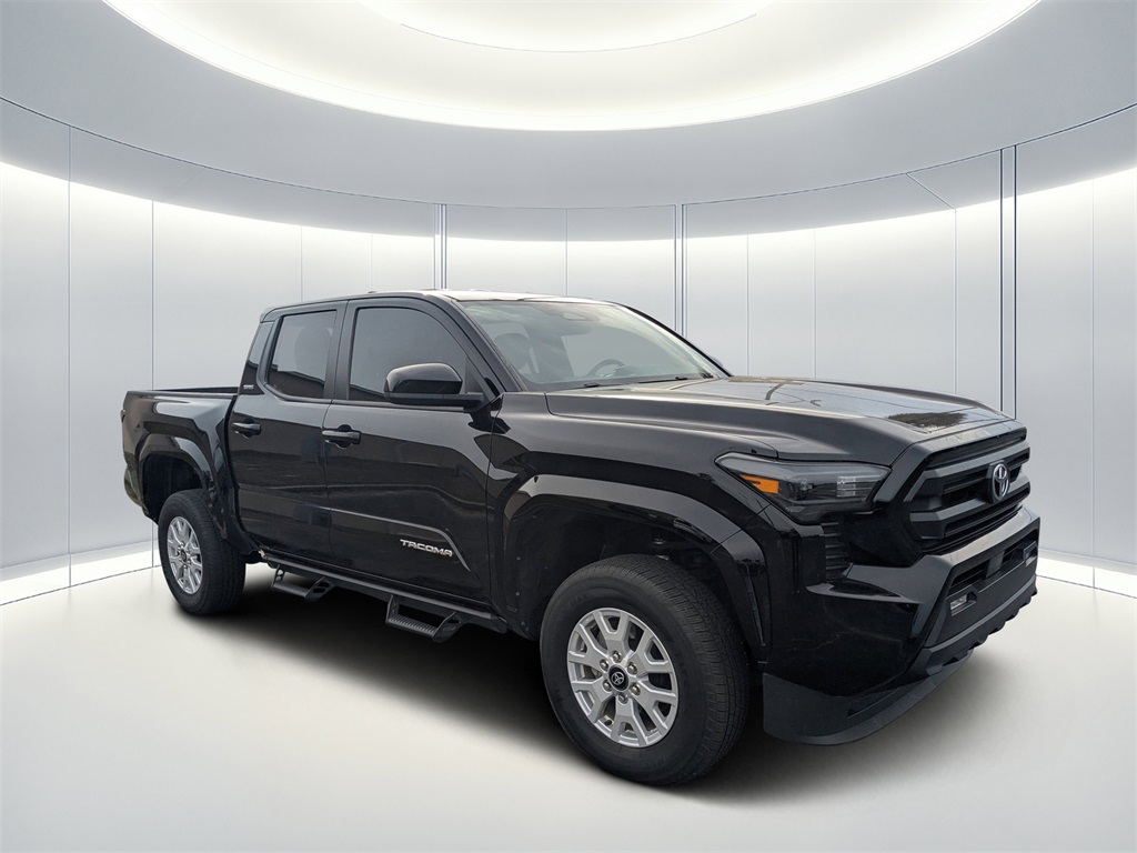 2024 Toyota Tacoma SR5's photo