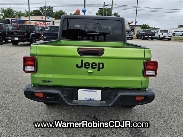 2025 Jeep Gladiator Sport S photo 9