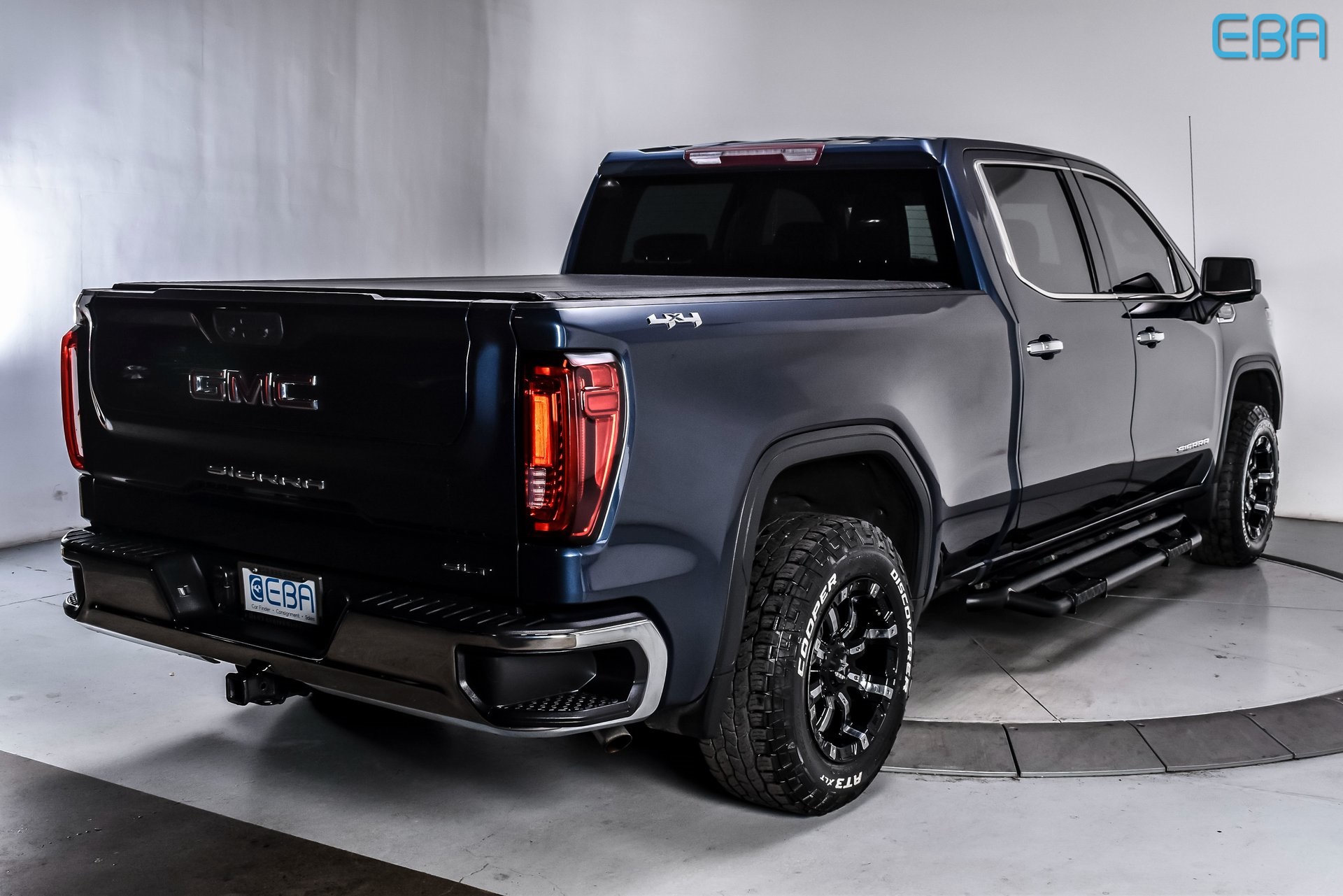 2020 Gmc Sierra 1500 SLT photo 3