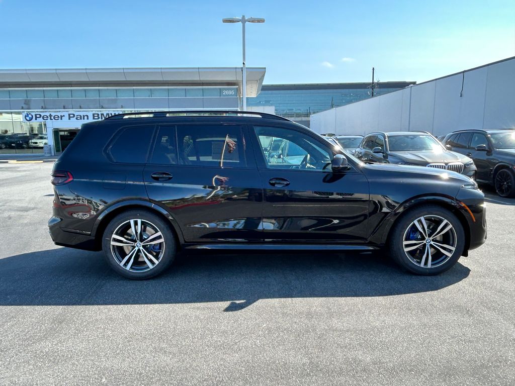 2026 Bmw X7 M60i photo 5