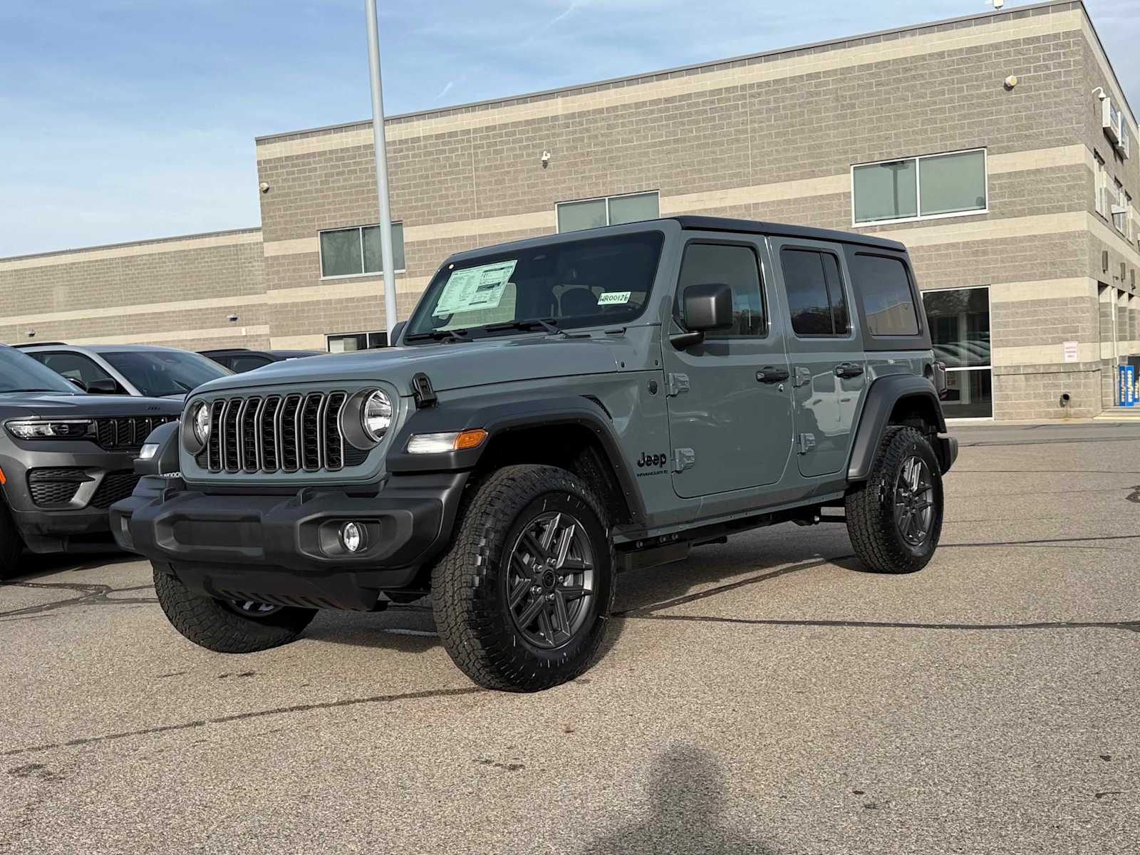 2026 Jeep Wrangler 4-Door Sport S's photo