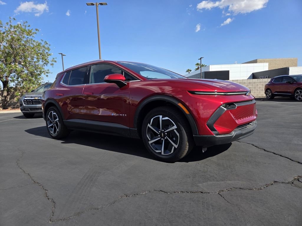 2026 Chevrolet Equinox EV 2LT's photo